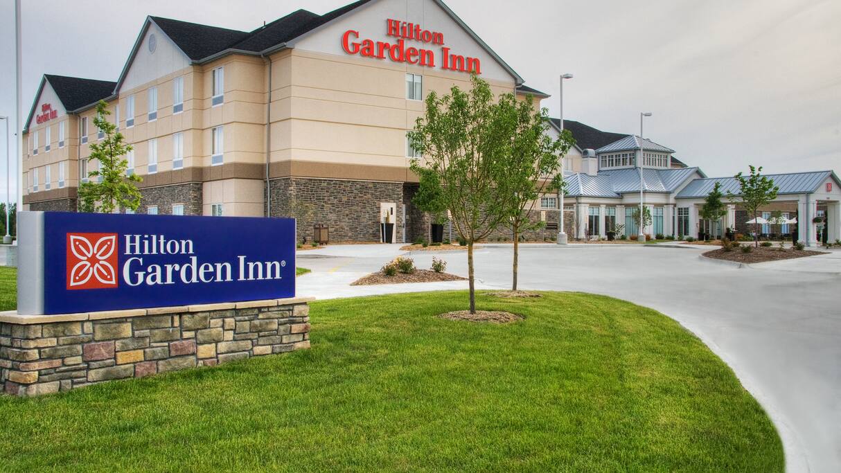 Exterior of Hilton Garden Inn in Ames.